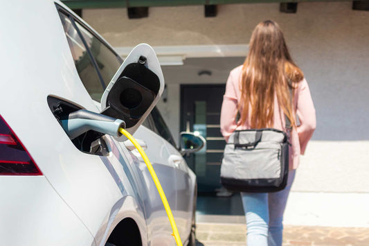Tesla Powerwall 2 Cost Overview [2023 Buyer’s Guide]